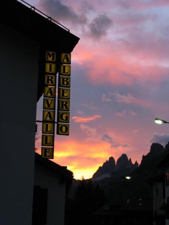Albergo Miravalle Auronzo di Cadore Exterior foto